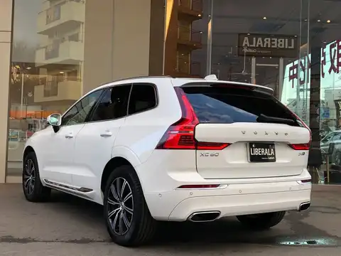 Ｄ４ ＡＷＤ インスクリプション UD4204TXC ＸＣ６０（ボルボ）の価格