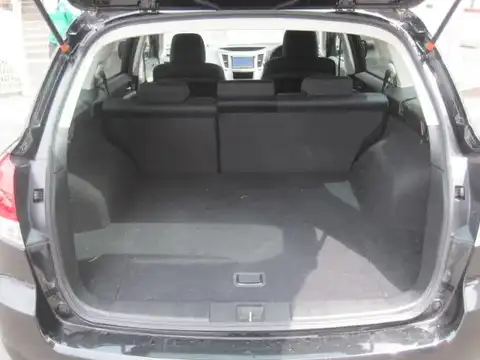 カタログ画像：レガシィツーリングワゴン （LEGACY TOURING WAGON） ２．５ｉ 2009年5月 DBA-BR9 2500cc クリスタルブラック・シリカ 燃費14.0km / l 内装