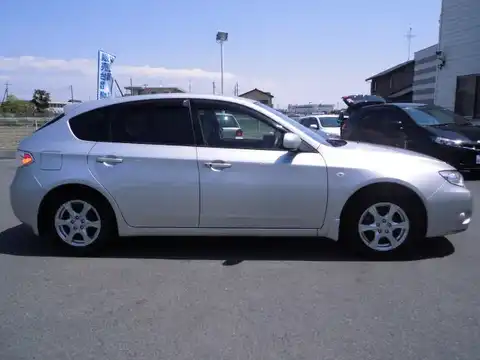 カタログ画像：インプレッサ （IMPREZA） １．５ｉ－Ｌ 2010年6月 DBA-GH2 1500cc スパークシルバー・メタリック 燃費17.6km / l 外装