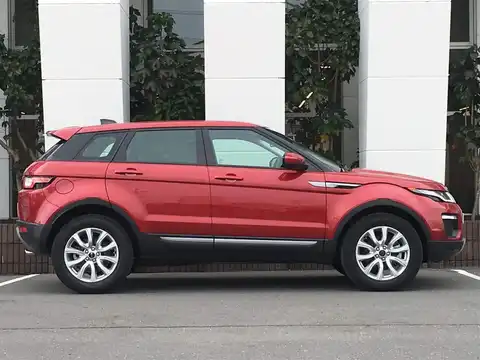 カタログ画像：レンジローバーイヴォーク （RANGE ROVER EVOQUE） ＳＥ 2017年11月 LDA-LV2NB 2000cc フィレンツェ・レッド 燃費13.4km / l 外装