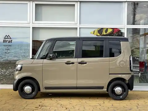 カタログ画像：Ｎ－ＢＯＸジョイ （N-BOX JOY） ベースグレード（モノトーン） 2024年9月 6BA-JF5 660cc 燃費21.3km / l 外装