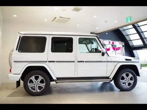 カタログ画像：Ｇクラス （G-CLASS） Ｇ３５０ ブルーテック ３５ｔｈアニバーサリーエディション 2014年9月 FDA-463346 3000cc ポーラーホワイト（Ｓ） バック