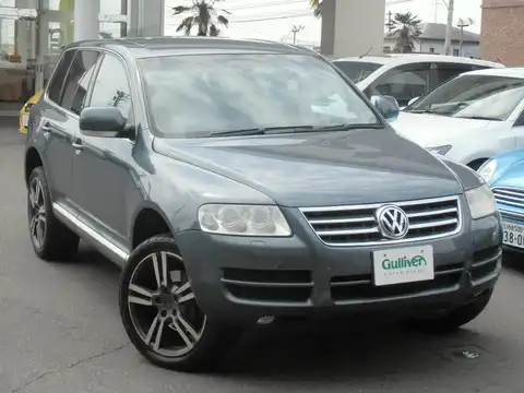 カタログ画像：トゥアレグ （TOUAREG） Ｖ６ 2004年8月 GH-7LBMVS 3200cc リードグリーンメタリック 燃費7.5km / l メイン（その他）