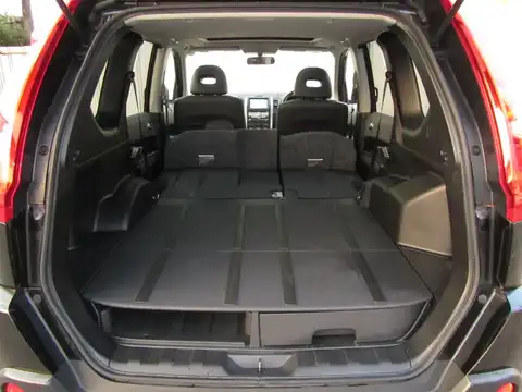 カタログ画像：エクストレイル （X-TRAIL） ２０Ｘt 2009年4月 DBA-NT31 2000cc ダイヤモンドブラック（Ｐ） 燃費13.2km / l 内装