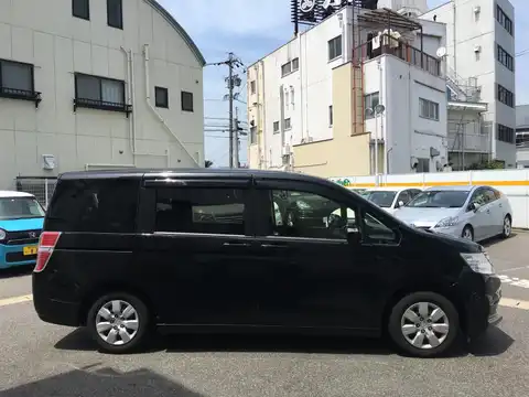 カタログ画像：ステップワゴン （STEPWAGON） Ｌｉ 2012年4月 DBA-RK1 2000cc クリスタルブラック・パール 燃費14.4km / l 外装