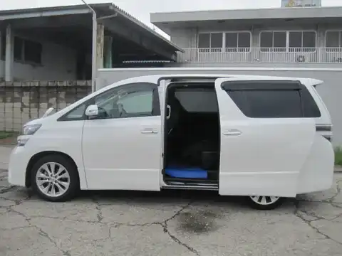 カタログ画像：ヴェルファイア （VELLFIRE） ３．５Ｚ プラチナムセレクション 2009年6月 DBA-GGH20W 3500cc ホワイトパールクリスタルシャイン 燃費9.5km / l 外装