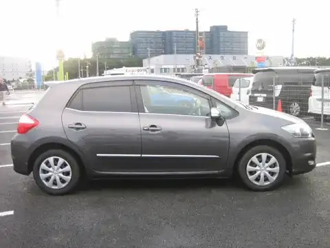 カタログ画像：オーリス （AURIS） １５０Ｘ Ｍプラチナセレクション 2011年10月 DBA-NZE151H 1500cc グレーメタリック 燃費20.0km / l 外装