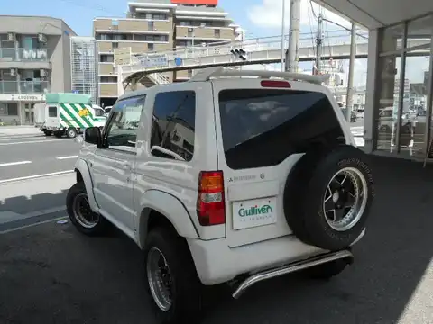 カタログ画像：パジェロミニ （PAJERO MINI） スポーツ 1998年10月 GF-H58A 660cc ソフィアホワイト（Ｓ） バック