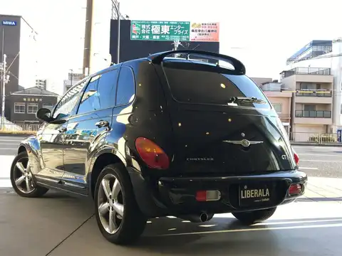 カタログ画像：クライスラー・ＰＴクルーザー （CHRYSLER PT CRUISER） ＧＴ 2004年10月 GH-PT24T 2400cc ブラッククリアコート バック