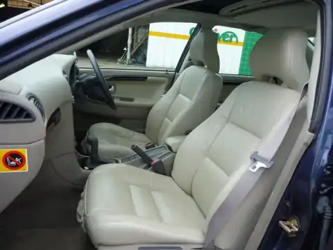 カタログ画像：Ｓ４０ （S40） ベースグレード 2001年10月 GF-4B4204 2000cc ダークブルー 燃費9.6km / l 内装