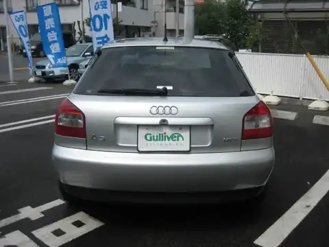 カタログ画像：Ａ３ （A3） １．８ 2002年4月 GH-8LAPG 1800cc シルバーレイクメタリック 燃費11.6km / l バック