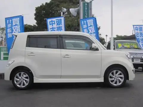 カタログ画像：ｂＢ （bB） Ｓ エアロ－Ｇパッケージ 2010年7月 CBA-QNC20 1300cc パールホワイトＩ 燃費16.4km / l 外装