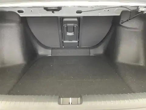カタログ画像：アコード （ACCORD） ｅ：ＨＥＶ 2024年3月 6AA-CY2 2000cc プラチナホワイト・パール 燃費23.8km / l 内装