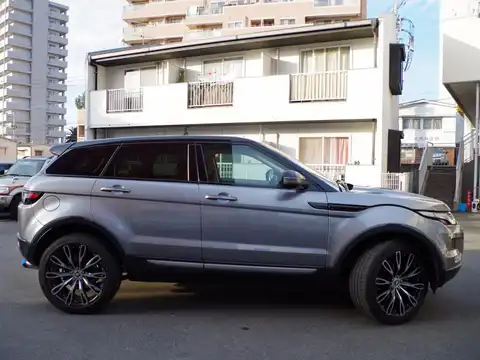 カタログ画像：レンジローバーイヴォーク （RANGE ROVER EVOQUE） ピュア 2015年4月 CBA-LV2A 2000cc インダス・シルバー 燃費10.6km / l 外装