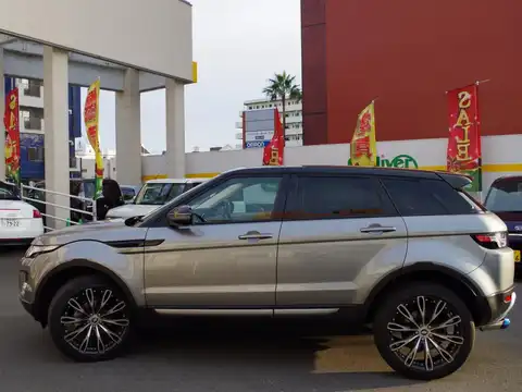 カタログ画像：レンジローバーイヴォーク （RANGE ROVER EVOQUE） ピュア 2015年4月 CBA-LV2A 2000cc インダス・シルバー 燃費10.6km / l 外装