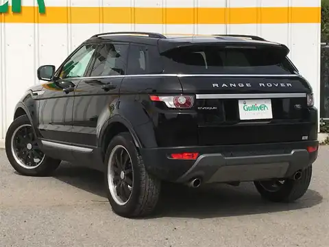 カタログ画像：レンジローバーイヴォーク （RANGE ROVER EVOQUE） プレステージ 2012年3月 CBA-LV2A 2000cc バローロ・ブラック（メタリック） 燃費9.0km / l バック