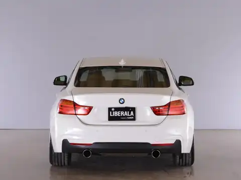 カタログ画像：４シリーズ （4 SERIES） ４２０ｉクーペ Ｍスポーツ 2014年4月 DBA-3N20 2000cc 燃費16.4km / l バック