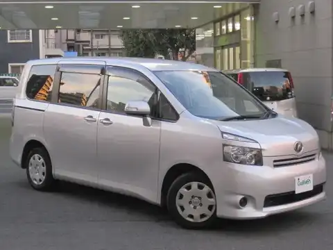 トヨタ,ヴォクシー,Ｘ Ｌエディション・サイドリフトアップシート装着車,2007年6月