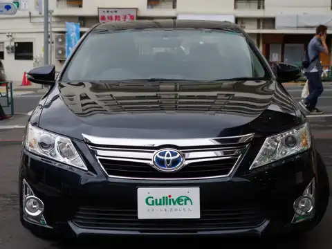 カタログ画像：カムリ （CAMRY） ハイブリッド Ｇパッケージ 2013年9月 DAA-AVV50 2500cc ダークスチールマイカ 燃費23.4km / l フロント