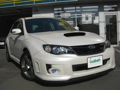 カタログ画像：インプレッサ （IMPREZA） ＷＲＸ ＳＴＩ Ａライン 2014年4月 CBA-GRF 2500cc サテンホワイト・パール 燃費9.0km / l メイン（その他）