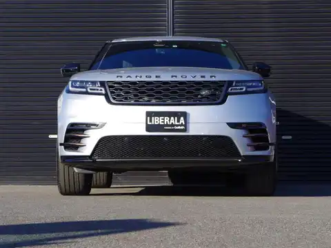 カタログ画像：レンジローバーヴェラール （RANGE ROVER VELAR） Ｒ ダイナミック ３８０ＰＳ 2017年7月 CBA-LY3VA 3000cc インダスシルバー（メタリック）orシリコンシルバー（プレミアムメタリック） 燃費10.0km / l フロント