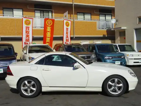 カタログ画像：ＳＬＫ （SLK） ＳＬＫ３２０ 2000年11月 GF-170465 3200cc フィアンホワイト 燃費9.3km / l 外装