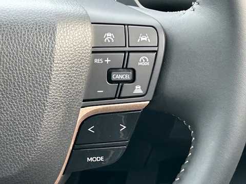 カタログ画像：クラウンエステート （CROWN ESTATE） Ｚ 2025年3月 6AA-AZSH38W 2500cc プレシャスホワイトパールorブラック×プレシャスホワイトパール 燃費20.3km / l 内装