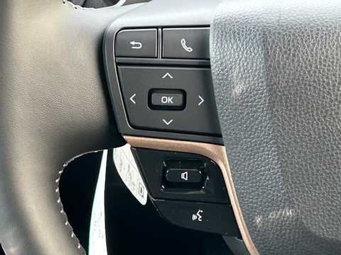 カタログ画像：クラウンエステート （CROWN ESTATE） Ｚ 2025年3月 6AA-AZSH38W 2500cc プレシャスホワイトパールorブラック×プレシャスホワイトパール 燃費20.3km / l 内装