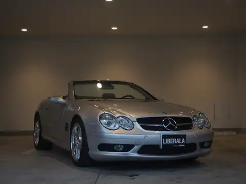 カタログ画像：ＳＬ （SL） ＳＬ５５ ＡＭＧ 2004年7月 GH-230474 5500cc ブリリアントシルバー（Ｍ）orキューバナイトシルバー（Ｍ）orテルリウムシルバー（Ｍ） 燃費6.3km / l メイン（その他）