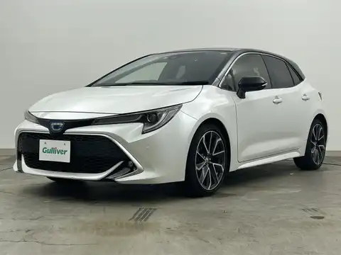 カタログ画像：カローラスポーツ （COROLLASPORT） Ｇ Ｚ 2020年6月 3BA-NRE210H 1200cc プラチナホワイトパールマイカorアティチュードブラックマイカ×プラチナホワイトパールマイカ 燃費16.4km / l フロント