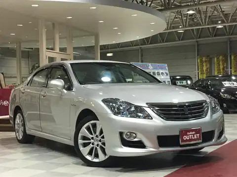 カタログ画像：クラウンハイブリッド （CROWN HYBRID） ハイブリッド スタンダードパッケージ 2008年5月 DAA-GWS204 3500cc シルバーメタリック 燃費14.0km / l メイン（その他）