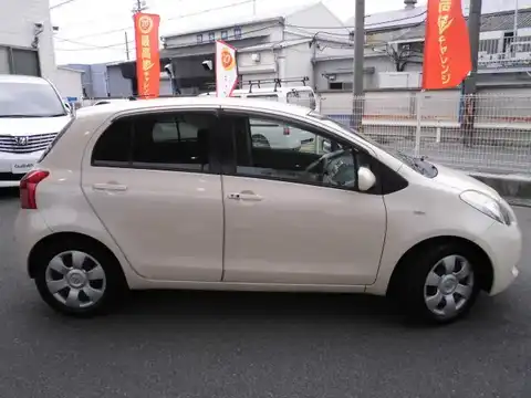 カタログ画像：ヴィッツ （VITZ） Ｕ 2007年1月 DBA-SCP90 1300cc ベージュパールマイカ 燃費19.6km / l 外装