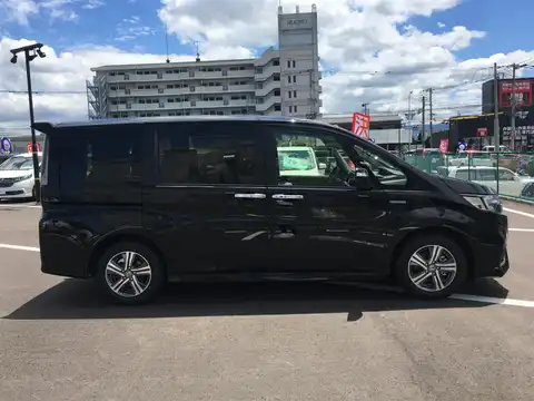 カタログ画像：ステップワゴンスパーダ （STEPWAGON SPADA） スパーダハイブリッド Ｇ ホンダセンシング 2017年9月 6AA-RP5 2000cc プレミアムスパークルブラックパール 燃費25.0km / l 外装