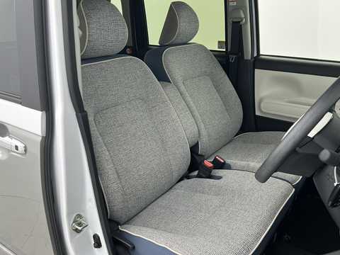 カタログ画像：ムーヴキャンバス （MOVE CANBUS） ストライプスＧターボ 2022年7月 5BA-LA850S 660cc シャイニングホワイトパール×スムースグレーマイカメタリック 燃費22.4km / l 内装