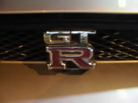 カタログ画像：スカイライン （SKYLINE） ＧＴ－Ｒ Ｖスペック 1995年1月 E-BCNR33 2600cc スパークシルバー（Ｍ） 燃費8.1km / l 外装