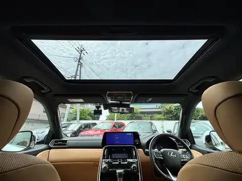 カタログ画像：ＬＸ （LX） ＬＸ６００ エグゼクティブ 2025年3月 3BA-VJA310W 3500cc ソニッククォーツ 燃費8.0km / l 内装