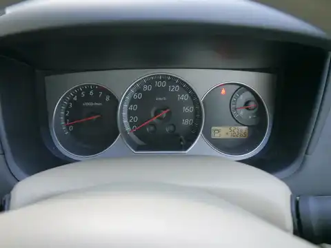 カタログ画像：ブルーバードシルフィ （BLUEBIRD SYLPHY） １５Ｓ 2007年5月 DBA-G11 1500cc ホワイトパール（３Ｐ） 燃費16.6km / l 内装