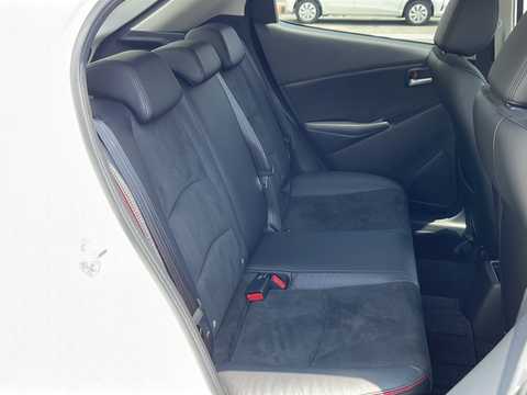 カタログ画像：ＭＡＺＤＡ２ （MAZDA2） ＸＤスポルト＋ 2023年3月 3DA-DJ5FS 1500cc スノーフレイクホワイトパールマイカ 燃費25.2km / l 内装