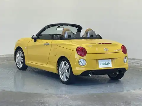 カタログ画像：コペン （COPEN） セロ 2021年4月 3BA-LA400K 660cc ジョーヌイエロー 燃費18.6km / l バック