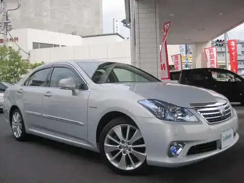 カタログ画像：クラウンハイブリッド （CROWN HYBRID） ハイブリッド Ｇパッケージ 2010年2月 DAA-GWS204 3500cc プレミアムシルバーパール 燃費14.0km / l メイン（その他）