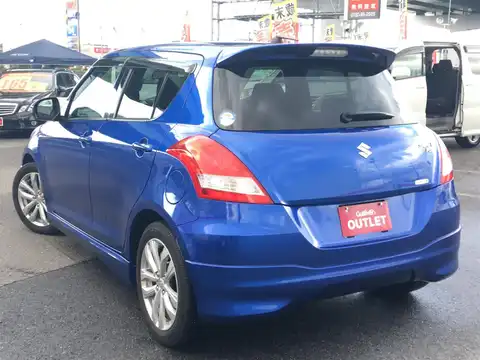 カタログ画像：スイフト （SWIFT） ＲＳ－ＤＪＥ 2014年6月 DBA-ZD72S 1200cc ブーストブルーパールメタリック 燃費22.6km / l バック