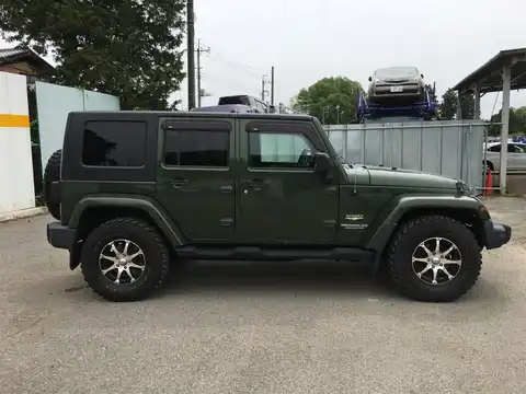 カタログ画像：ジープ・ラングラーアンリミテッド （JEEP WRANGLER UNLIMITED） サハラ４ＡＴ 2007年11月 ABA-JK38L 3800cc ジープグリーンメタリッククリアコートorレスキューグリーンメタリッククリアコート 燃費7.1km / l 外装