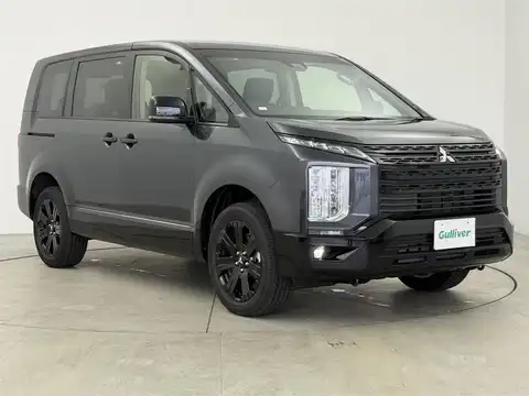 カタログ画像：デリカＤ：５ （DELICA D:5） シャモニー（電動サイドステップ非装着車） 2025年5月 3DA-CV1W 2200cc グラファイトグレーメタリック×ブラックマイカ 燃費12.6km / l メイン（その他）