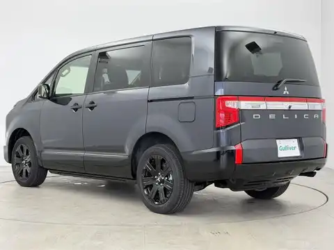カタログ画像：デリカＤ：５ （DELICA D:5） シャモニー（電動サイドステップ非装着車） 2025年5月 3DA-CV1W 2200cc グラファイトグレーメタリック×ブラックマイカ 燃費12.6km / l 外装