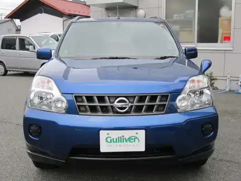 カタログ画像：エクストレイル （X-TRAIL） ２５Ｘ 2007年8月 CBA-TNT31 2500cc サファイアブルー（ＰＭ） 燃費11.6km / l フロント