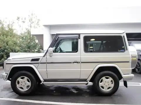 カタログ画像：Ｇクラス （G-CLASS） Ｇ３２０ 2004年7月 GH-463244 3200cc ブリリアントシルバー（Ｍ） 燃費6.9km / l 外装