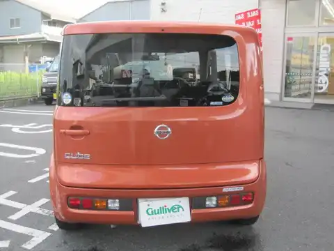 カタログ画像：キューブ （CUBE） ＳＸ ７０ｔｈ 2003年5月 UA-BZ11 1400cc ビーンズorパプリカオレンジ（Ｍ） 燃費17.2km / l バック