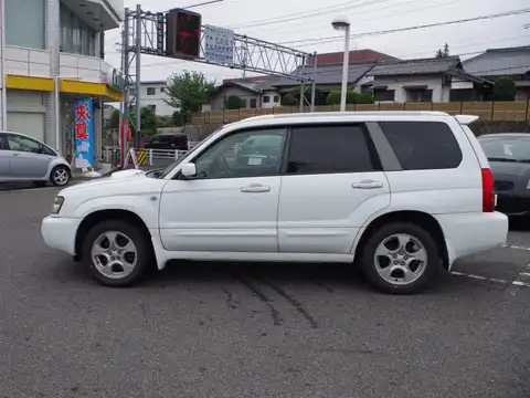 カタログ画像：フォレスター （FORESTER） ＸＴ 2004年4月 TA-SG5 2000cc ピュアホワイト 燃費13.0km / l 外装