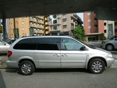 カタログ画像：クライスラー・グランドボイジャー （CHRYSLER GRAND VOYAGER） リミテッド 2004年4月 GH-RG33L 3300cc ブライトシルバーメタリッククリアコート 燃費7.2km / l 外装