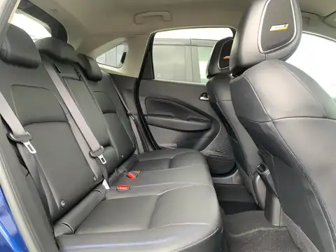 カタログ画像：オーラ （AURA） Ｇ ＦＯＵＲ レザーエディション 2024年6月 6AA-FSNE13 1200cc スミレ（PM）/スーパーブラック 2トーンorオーロラフレアブルーパール（P） 燃費22.7km / l 内装